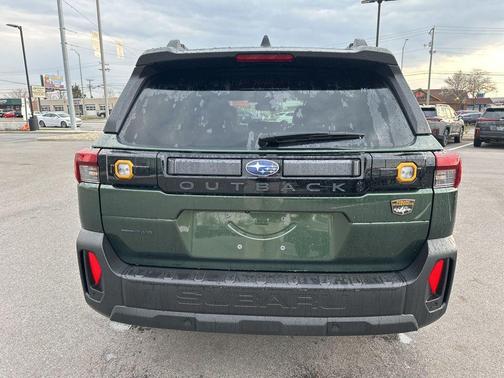 Deep Emerald Green Pearl 2026 Subaru Outback Wilderness