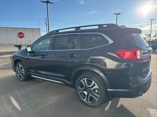 2025 Subaru Ascent Limited 7-Passenger