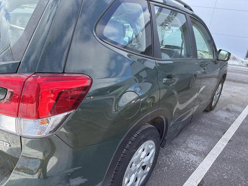 2023 Subaru Forester Base