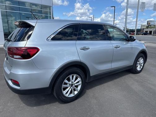 2020 Kia Sorento L