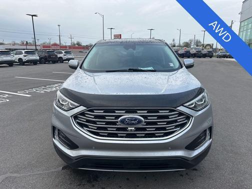 Silver Metallic 2020 Ford Edge Titanium