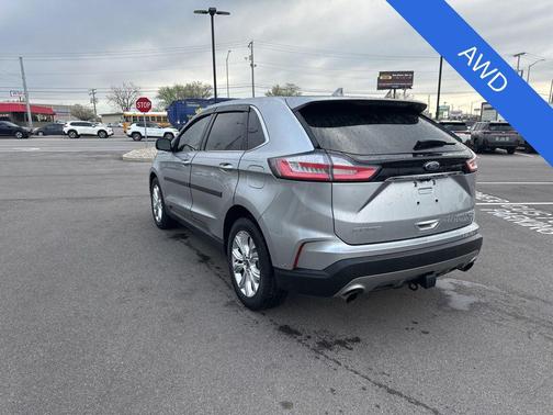 Silver Metallic 2020 Ford Edge Titanium