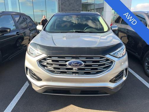 Silver 2020 Ford Edge Titanium