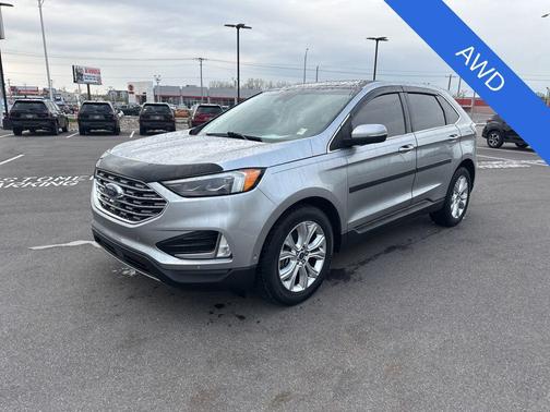 Silver Metallic 2020 Ford Edge Titanium