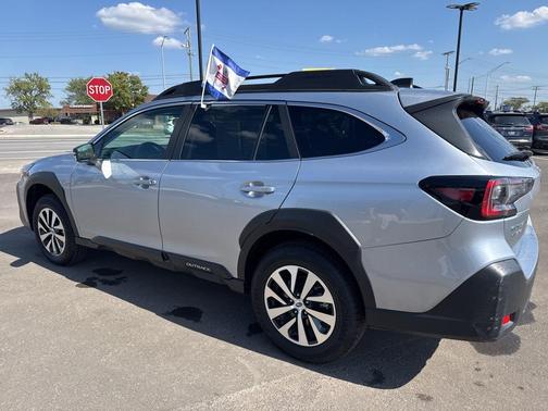 2024 Subaru Outback Premium