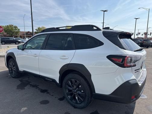 2025 Subaru Outback Onyx Edition XT