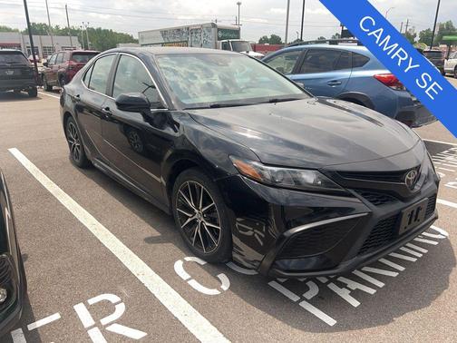 Black 2021 Toyota Camry SE