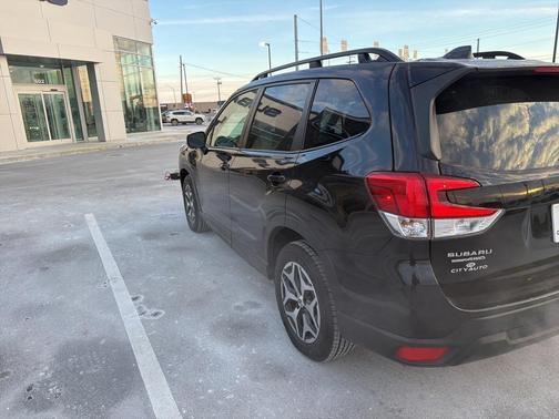 2024 Subaru Forester Premium