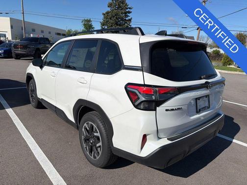 Crystal White Pearl 2026 Subaru Forester Premium