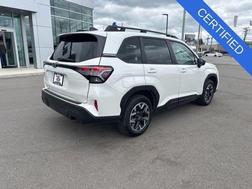 Crystal White Pearl 2026 Subaru Forester Premium