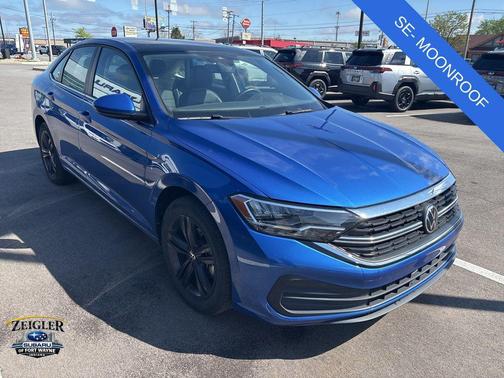 Blue Metallic 2024 Volkswagen Jetta 1.5T SE