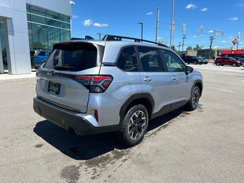 Ice Silver Metallic 2026 Subaru Forester Premium