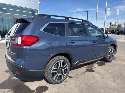2025 Subaru Ascent Limited 8-Passenger