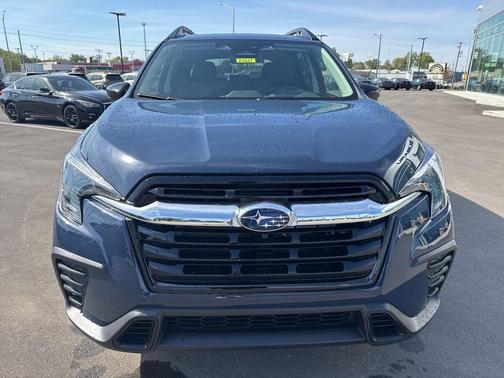 2025 Subaru Ascent Limited 8-Passenger