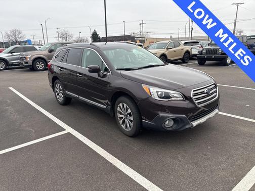 2017 Subaru Outback 2.5i Touring