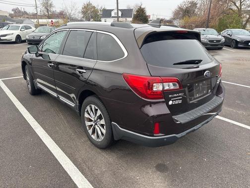 2017 Subaru Outback 2.5i Touring