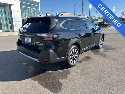 Crystal Black Silica 2025 Subaru Outback Touring XT