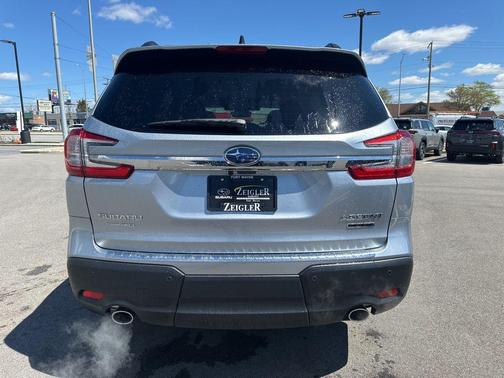 Ice Silver Metallic 2026 Subaru Ascent Limited 7-Passenger