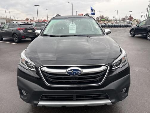 2022 Subaru Outback Touring XT