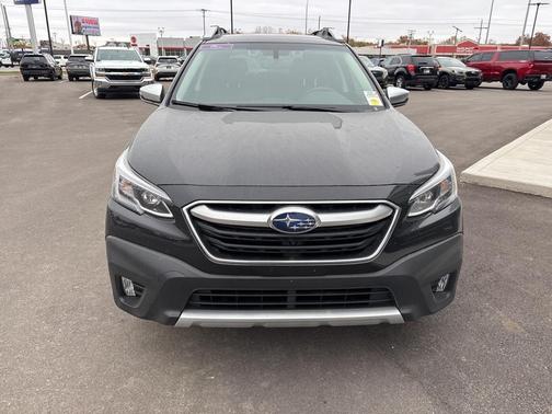 2022 Subaru Outback Touring XT