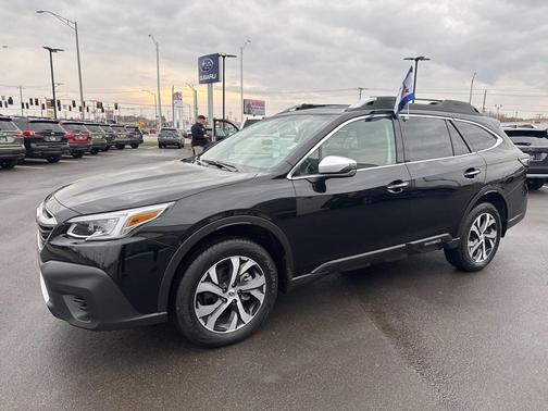 2022 Subaru Outback Touring XT
