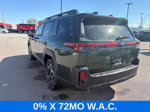 Deep Emerald Green Pearl 2026 Subaru Outback Touring