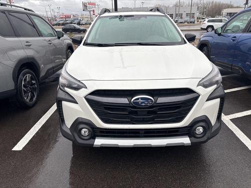 White 2023 Subaru Outback Limited