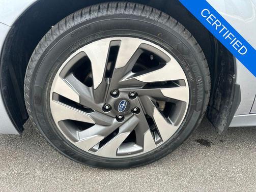 Ice Silver Metallic 2024 Subaru Legacy Limited