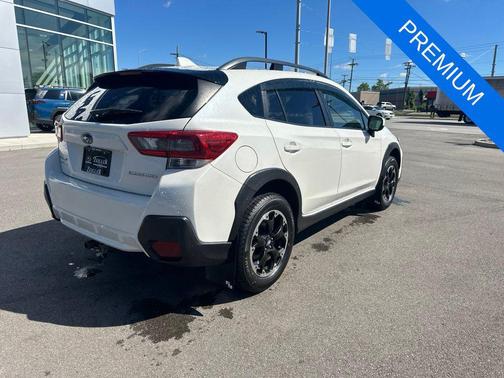 Crystal White Pearl 2021 Subaru Crosstrek Premium
