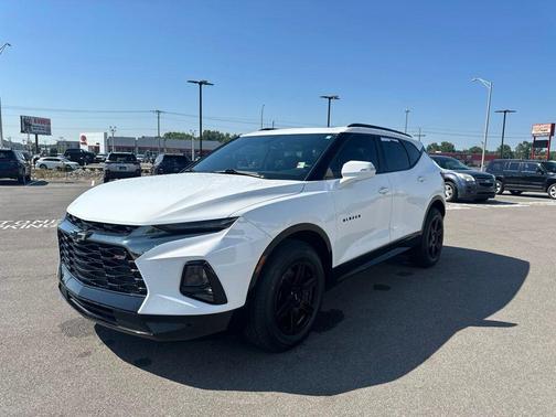 Summit White 2019 Chevrolet Blazer RS
