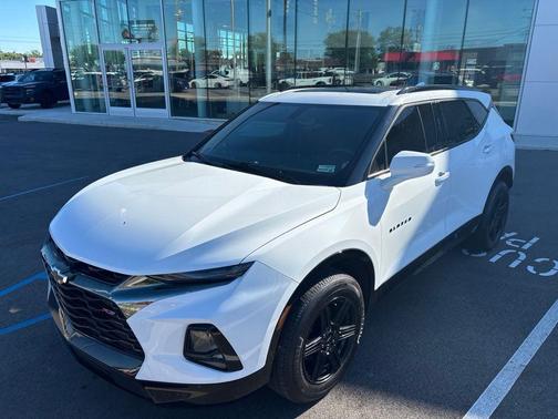 Summit White 2019 Chevrolet Blazer RS