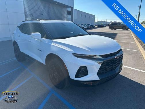 Summit White 2019 Chevrolet Blazer RS