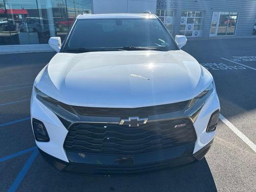 Summit White 2019 Chevrolet Blazer RS