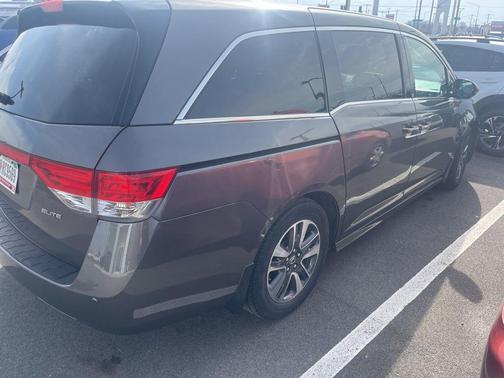2016 Honda Odyssey Touring Elite