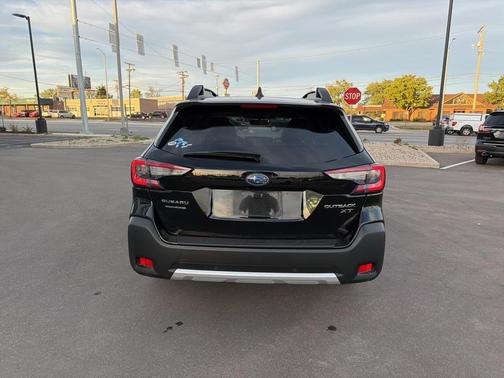 2023 Subaru Outback Limited XT