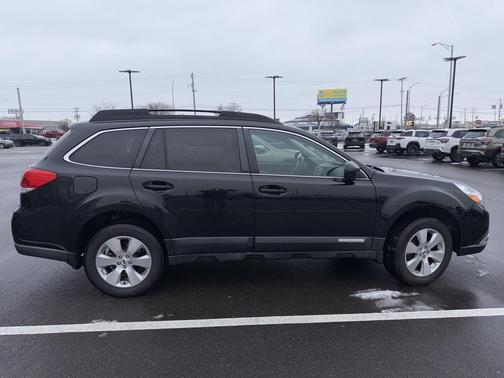2011 Subaru Outback 3.6 R Limited