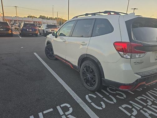 Crystal White Pearl 2019 Subaru Forester Sport