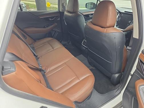 2021 Subaru Outback Touring