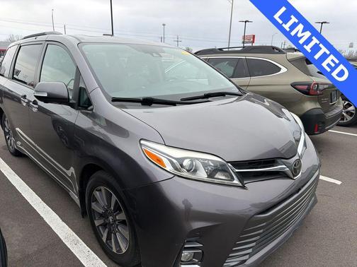 2020 Toyota Sienna Limited Premium