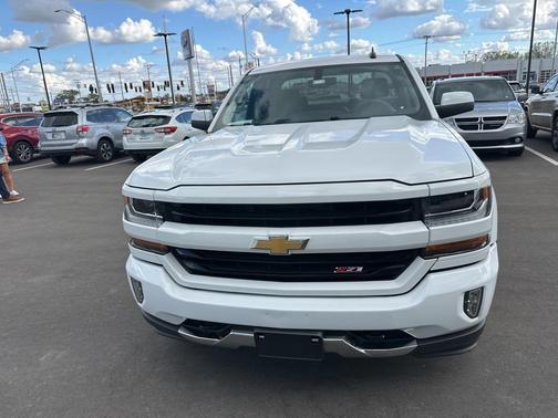 2019 Chevrolet Silverado 1500 2LT