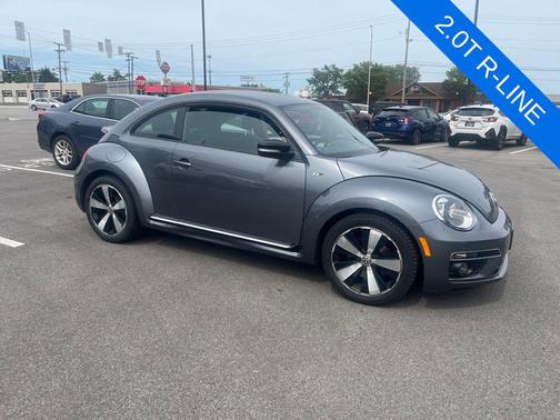 Platinum Gray Metallic 2014 Volkswagen Beetle DSG 2.0T R-Line