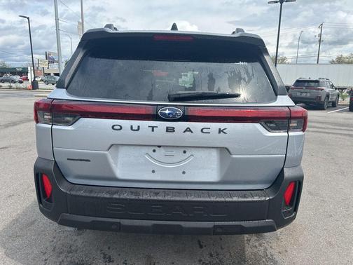 Ice Silver Metallic 2026 Subaru Outback Premium