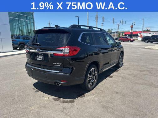 Crystal Black Silica 2026 Subaru Ascent Limited 7-Passenger