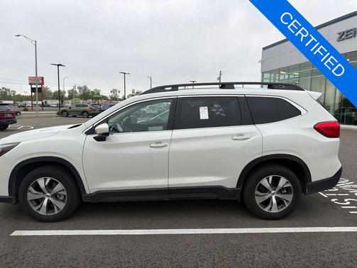 Crystal White Pearl 2025 Subaru Ascent Premium 7-Passenger