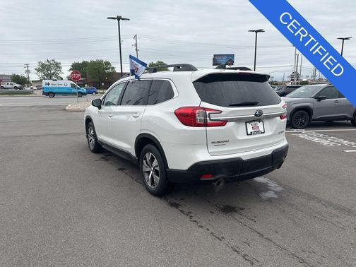 Crystal White Pearl 2025 Subaru Ascent Premium 7-Passenger