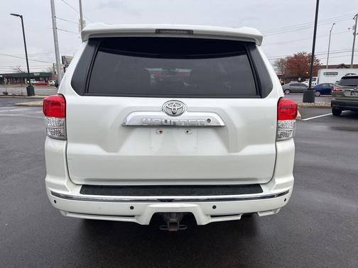 2011 Toyota 4Runner SR5
