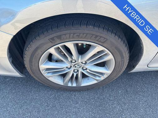 2015 Toyota Camry Hybrid SE