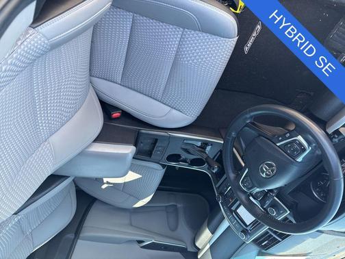 2015 Toyota Camry Hybrid SE