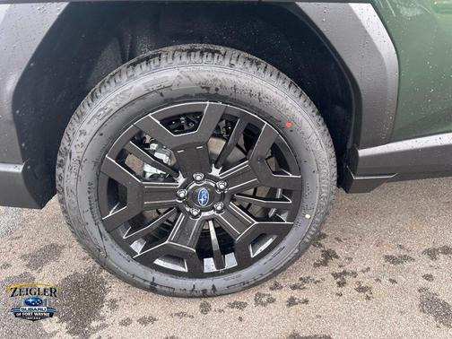 Deep Emerald Green Pearl 2026 Subaru Outback Limited XT