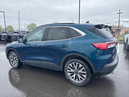 2020 Ford Escape Titanium